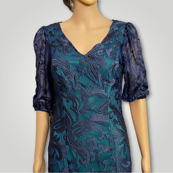 ☀️☀️☀️ JS Celestial Embroidered Cocktail Dress Size 4 - Picture 7 of 11